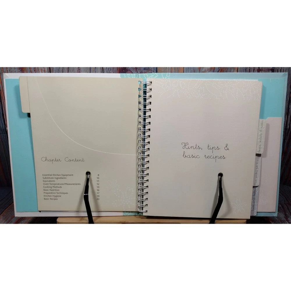 Love Food My Recipe Keeper Organizer Binder Journal with Tabs and‎ Pockets Blue